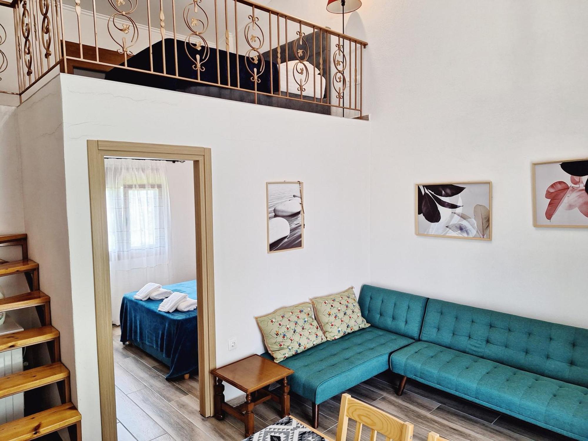 To Petrino Spiti Apartment Посиди Стая снимка